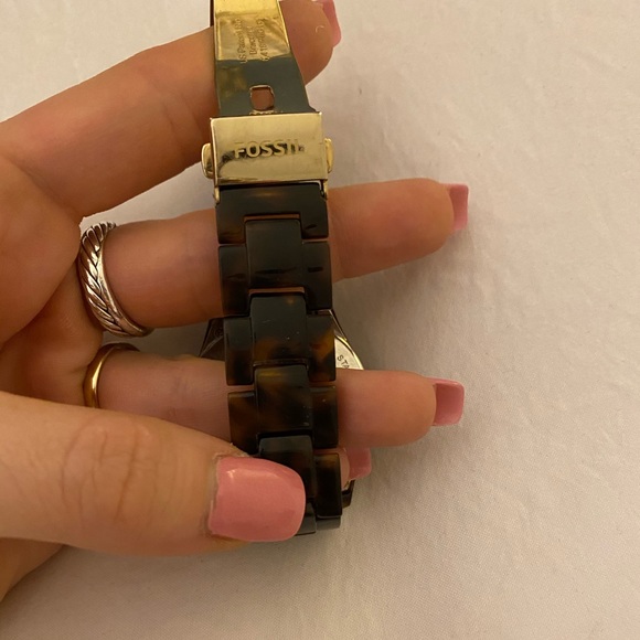 Fossil Watch - Picture 4 of 6